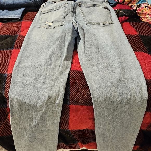 Maurices Capri's - Picture 2 of 5